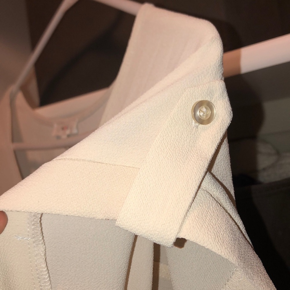 Ivory Top, Size Large - Picture 2 of 5